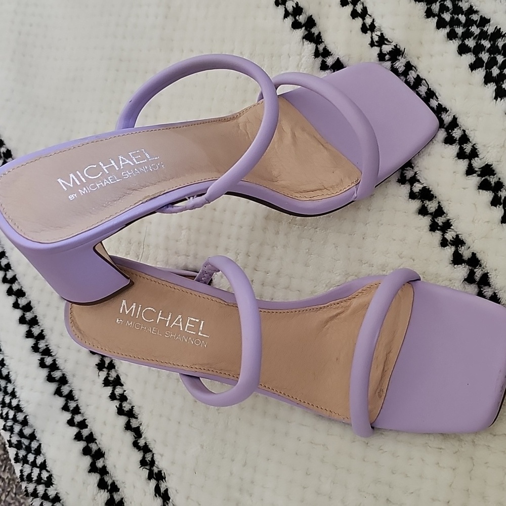 AWESOME MICHAEL BY MICHAEL SHANNON STRAPPY HEELS